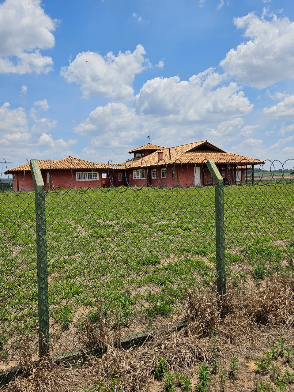 WhatsApp Image 2025-10-16 at 16.24.30