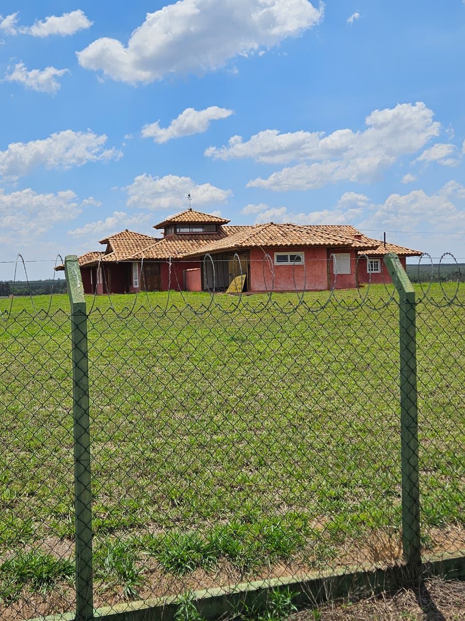 WhatsApp Image 2025-10-16 at 16.25.17 (1)